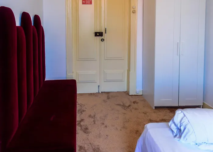 Alfama Πανσιόν *