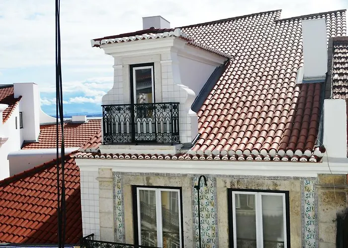 Alfama Πανσιόν